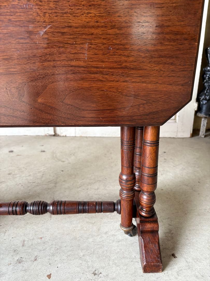 バタフライテーブル/ゲートレッグテーブル