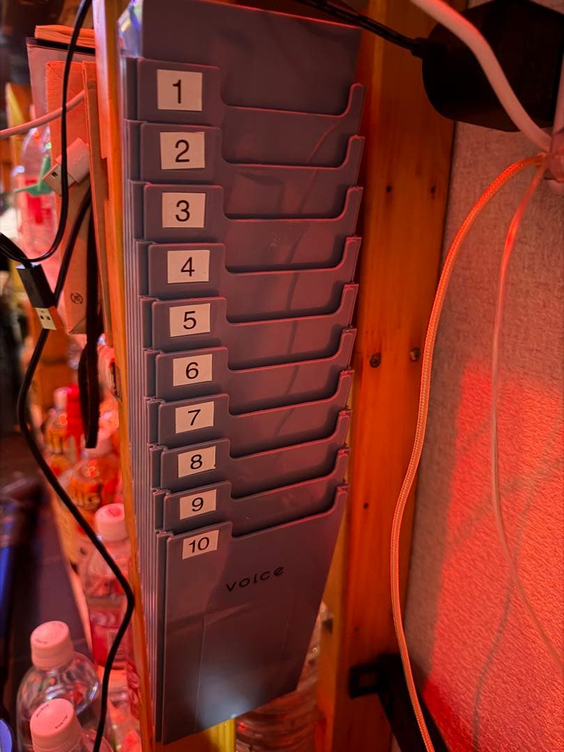 音声機能付きデジタル時計