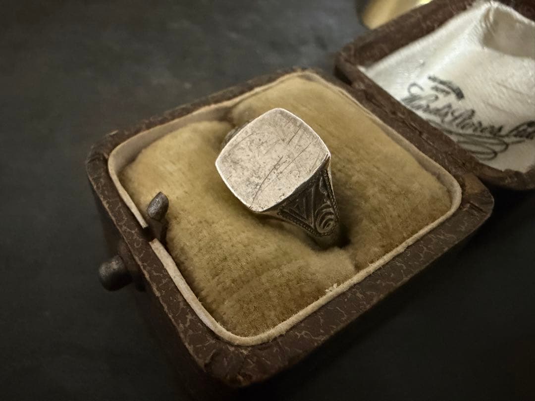 希少　ヴィンテージ　リング　アンティーク　アメリカ　シグネット　925