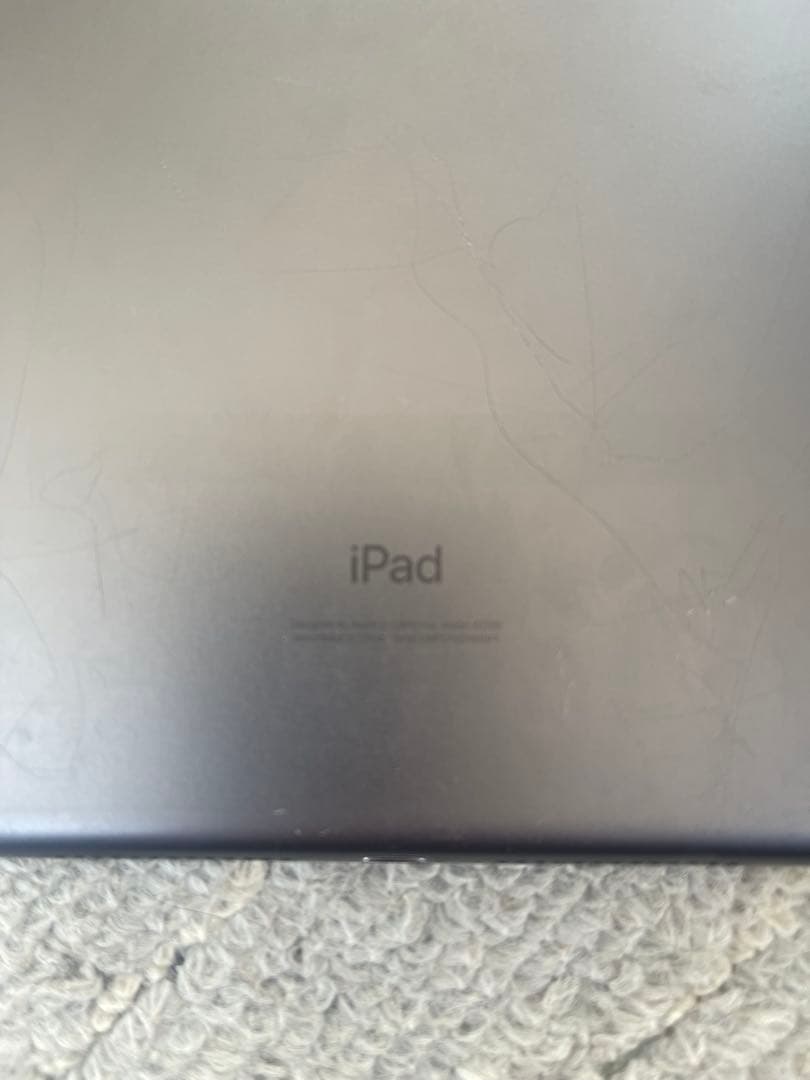 Apple iPad スペースグレー 本体