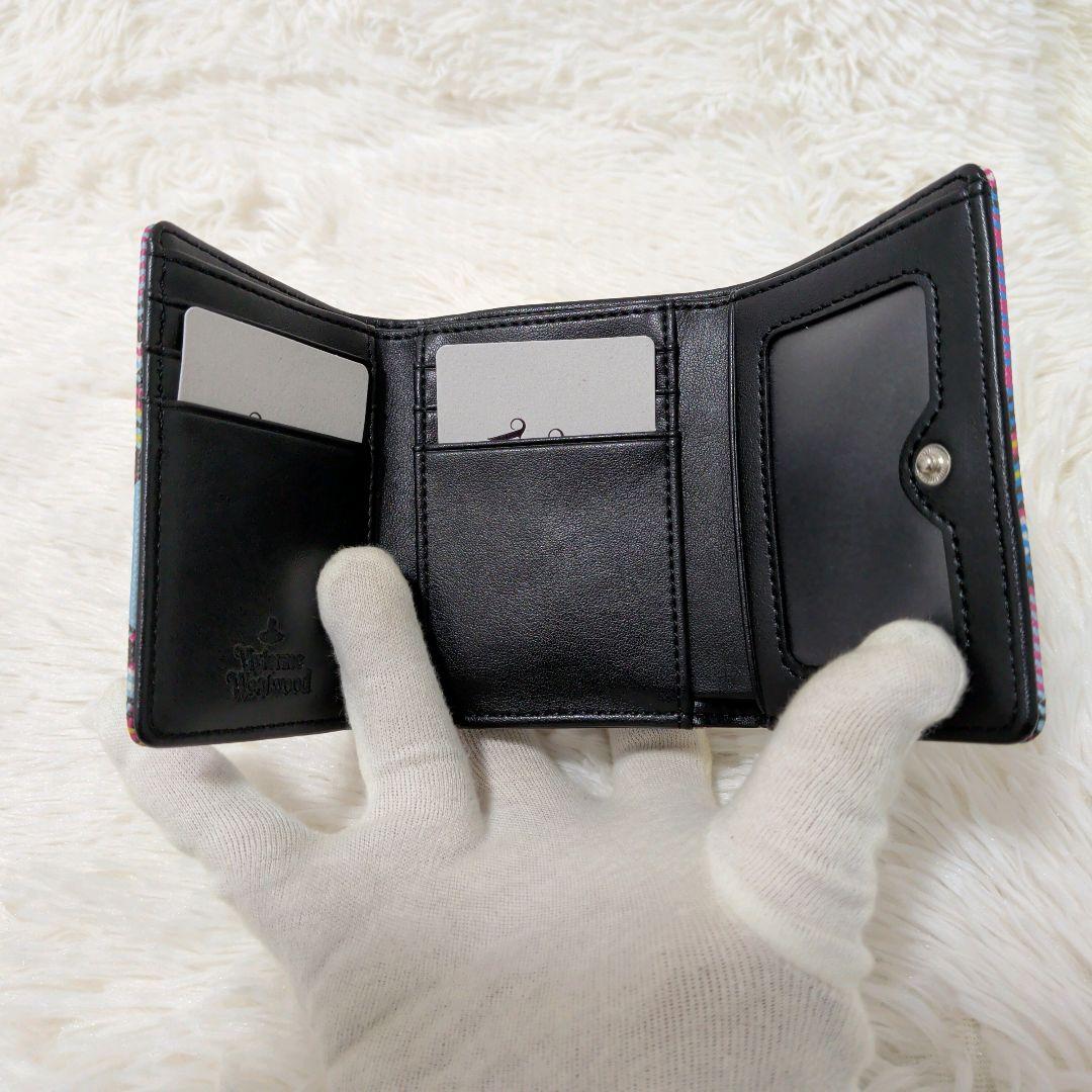 箱付き未使用品✨️　Vivienne Westwood　三つ折り財布　がま口現行