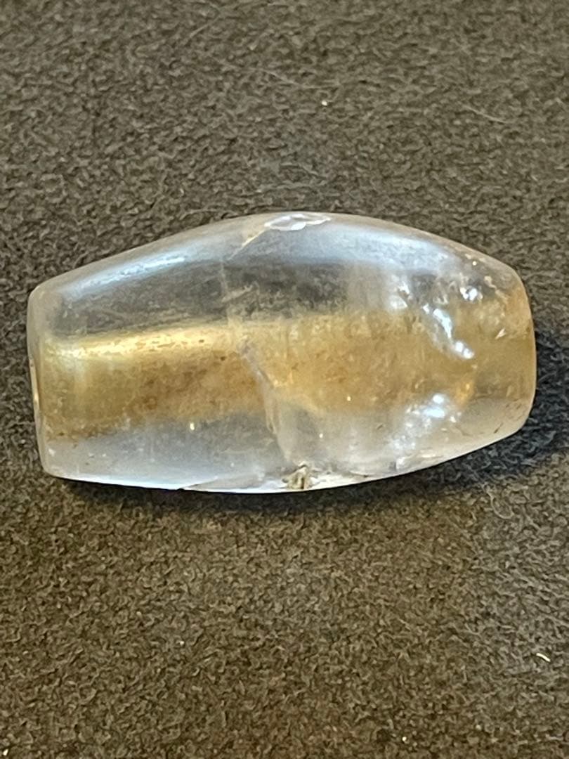 古墳時代　水晶棗玉（なつめたま）