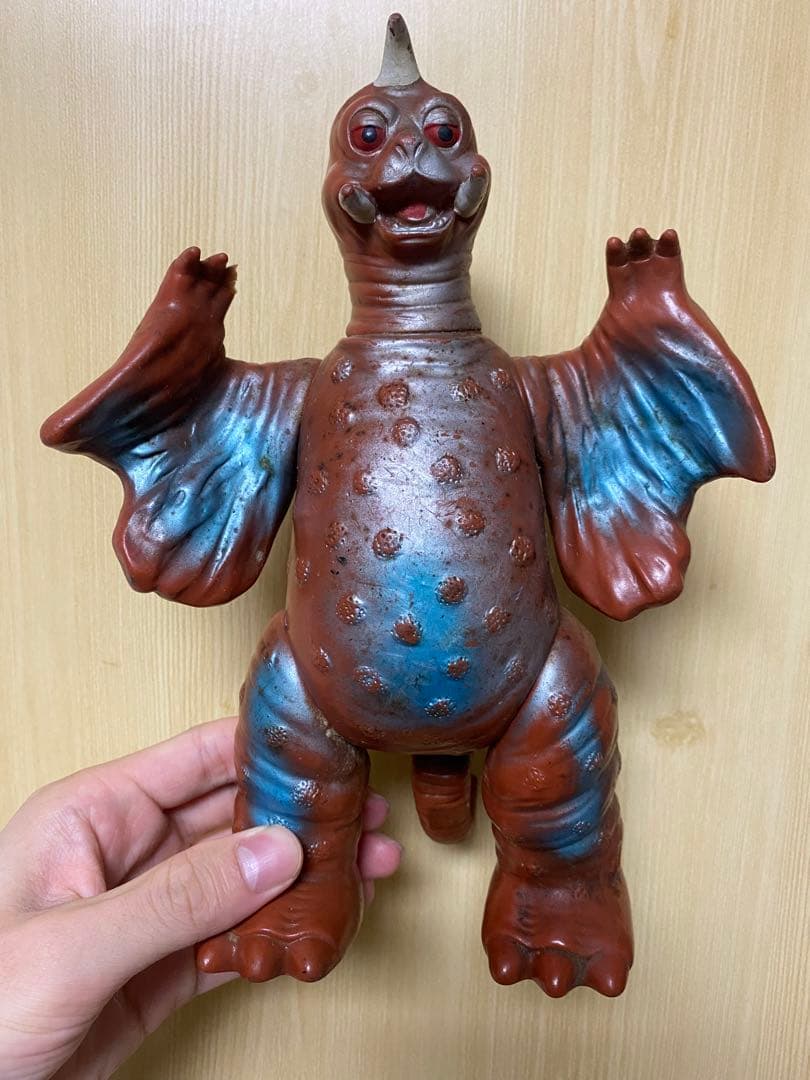 ペギラ　ソフビ