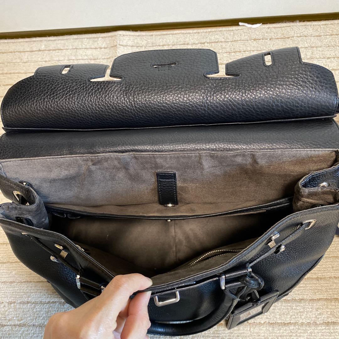 PELLE MORBIDAブラックビジネスバッグ
