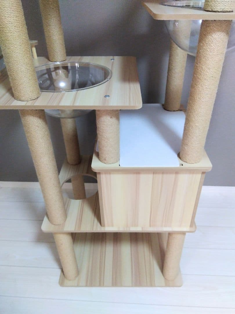 ウッド キャットタワー 185 cm 宇宙船　爪とぎ付　縁張り　木製　ツリー