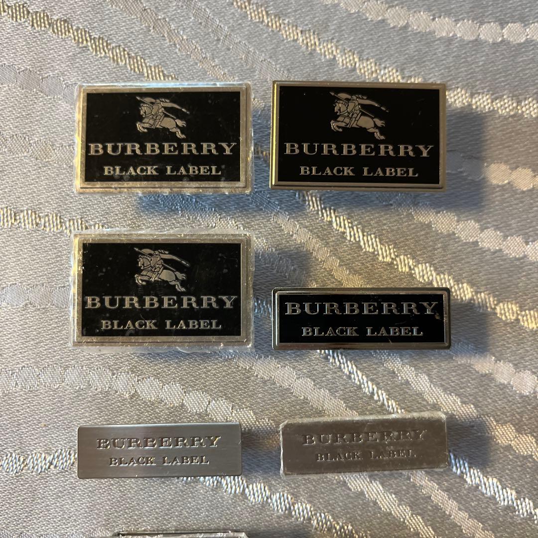 バーバリーブラックレーベル　ロゴ　プレート