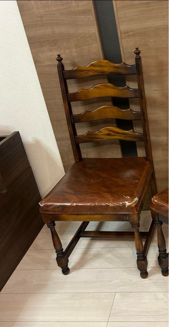 【レトロ】手渡し希望　カリモク製椅子　1脚