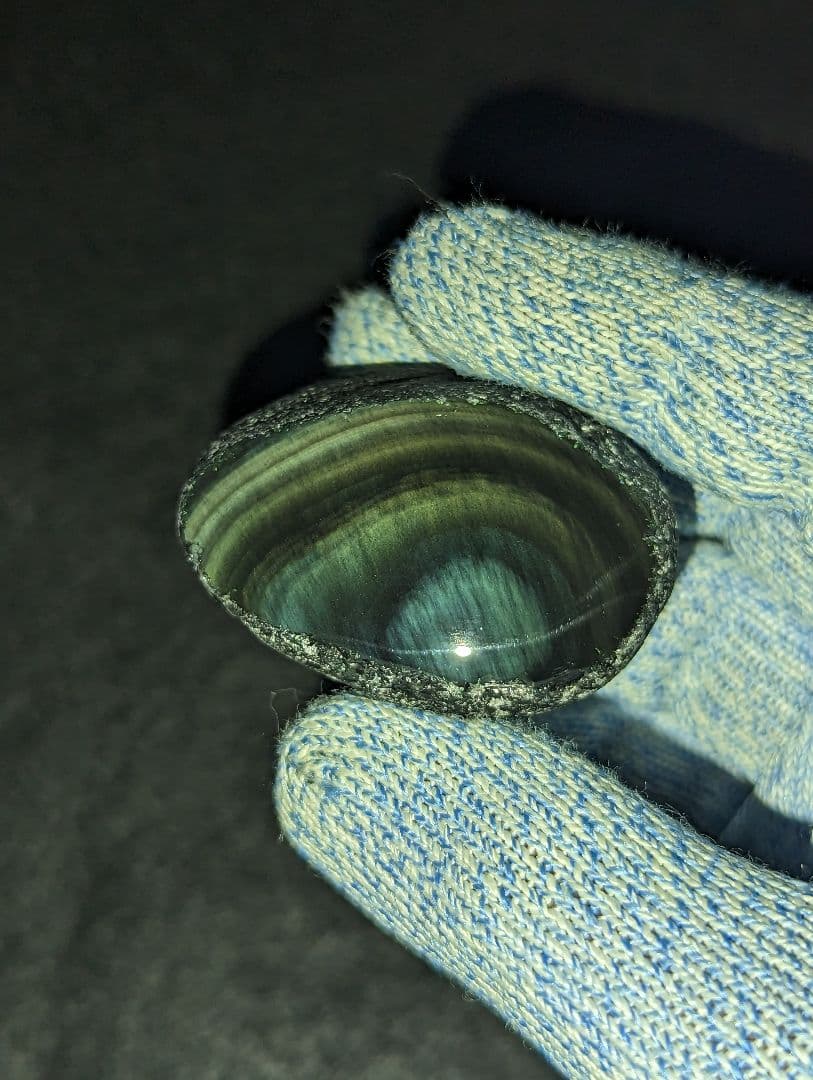 【研磨品】十勝石玲瓏　北海道産レインボーオブシディアン　十勝石　玲瓏石