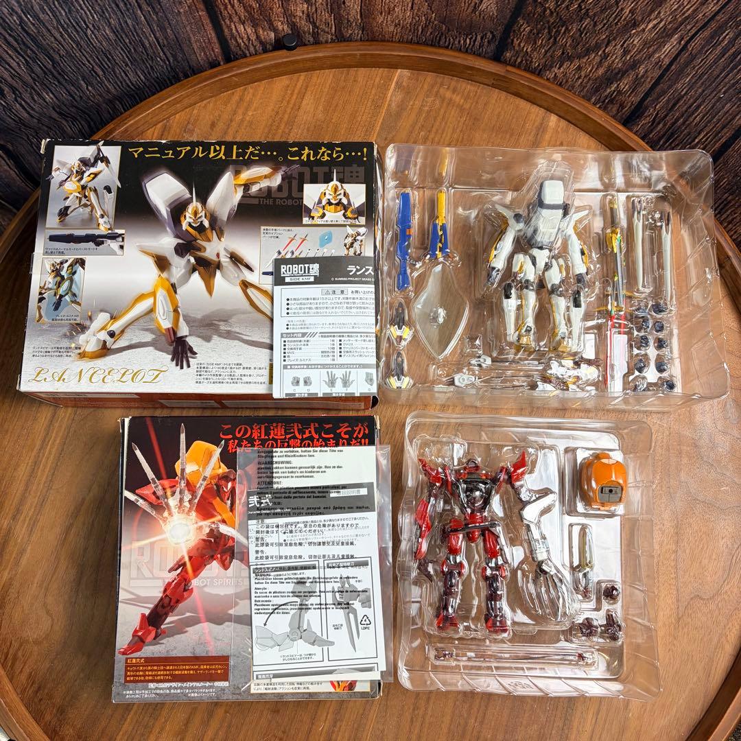 ROBOT魂 コードギアス反逆のルルーシュ 亡国のアキト マクロスフロンティア