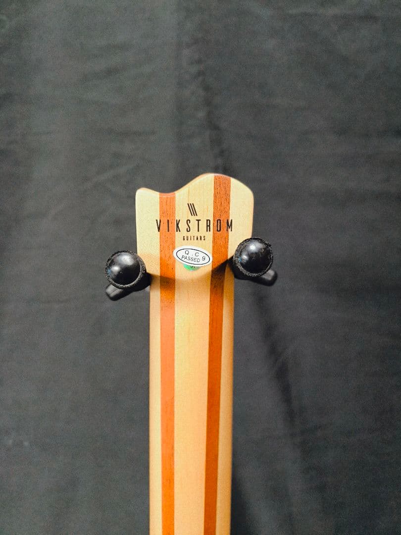 VIKSTROM GUITARS ヘッドレス 7弦 エレキギター