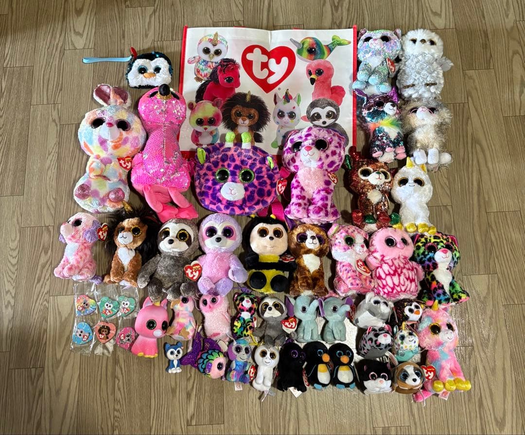 Ty ぬいぐるみセット まとめ売り 缶バッジ ショップバッグ ポーチ フィギュア