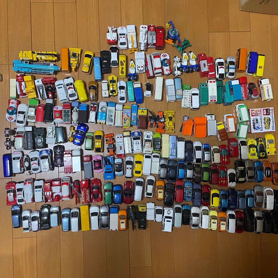 トミカ まとめ売り 200台以上