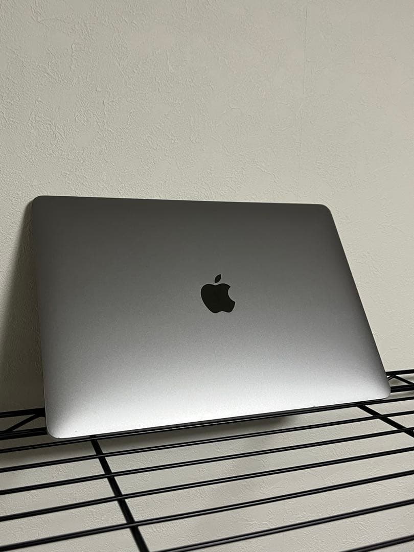 MacBook Pro (2020年式 13インチ i5・16GB・512GB)