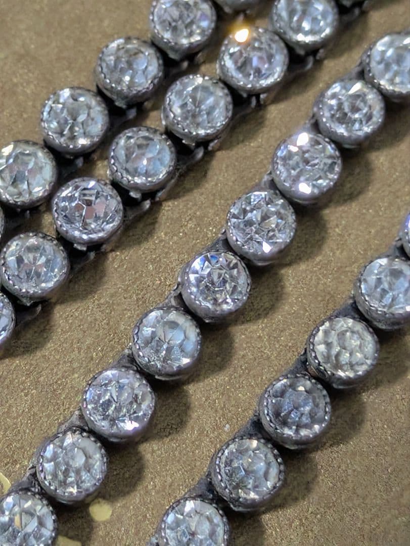 イギリス　アンティーク　クリアペースト　ネックレス　シルバー