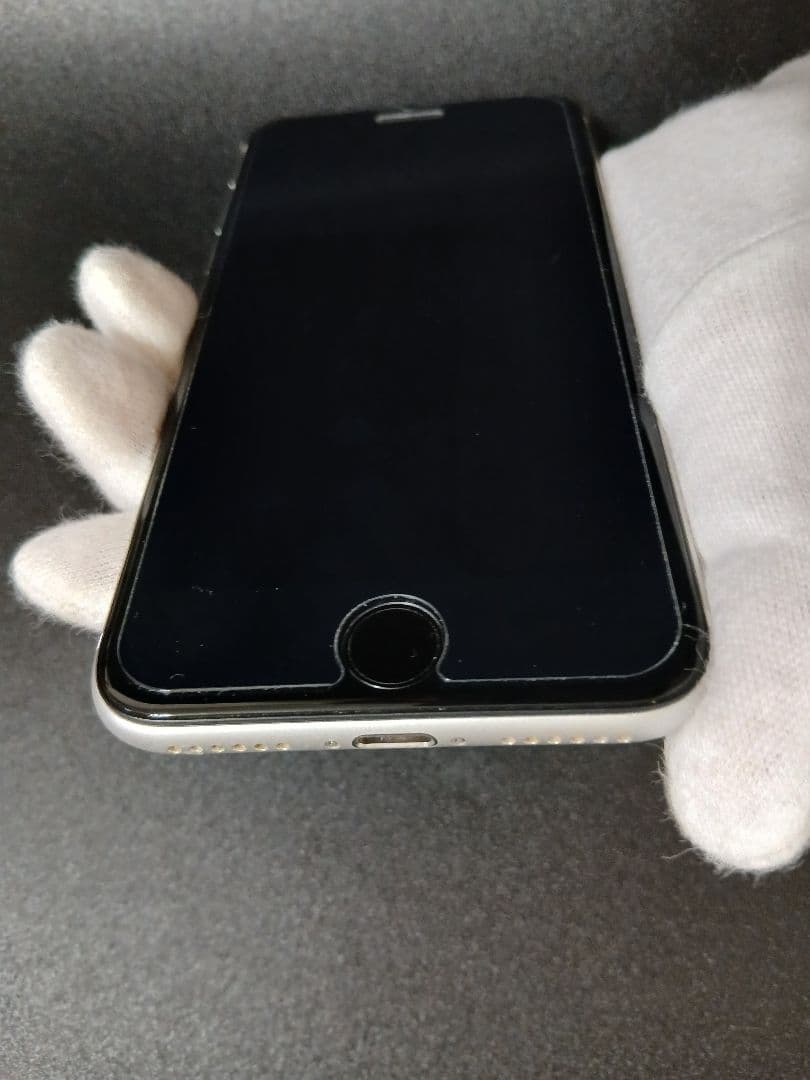 iPhoneSE 第2世代　64GB ジャンク 初期化済み ホワイト