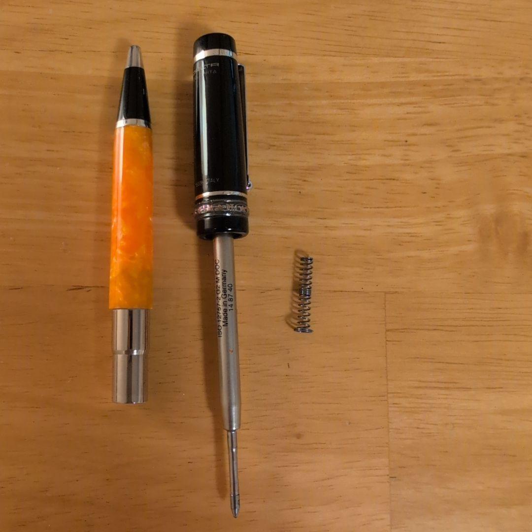 DELTAのボールペン　本体のみ