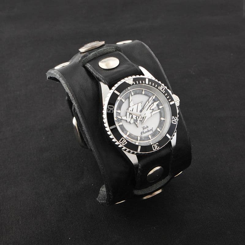 未開封 デジモンアドベンチャー オメガモン × レッドモンキー コラボ時計 黒