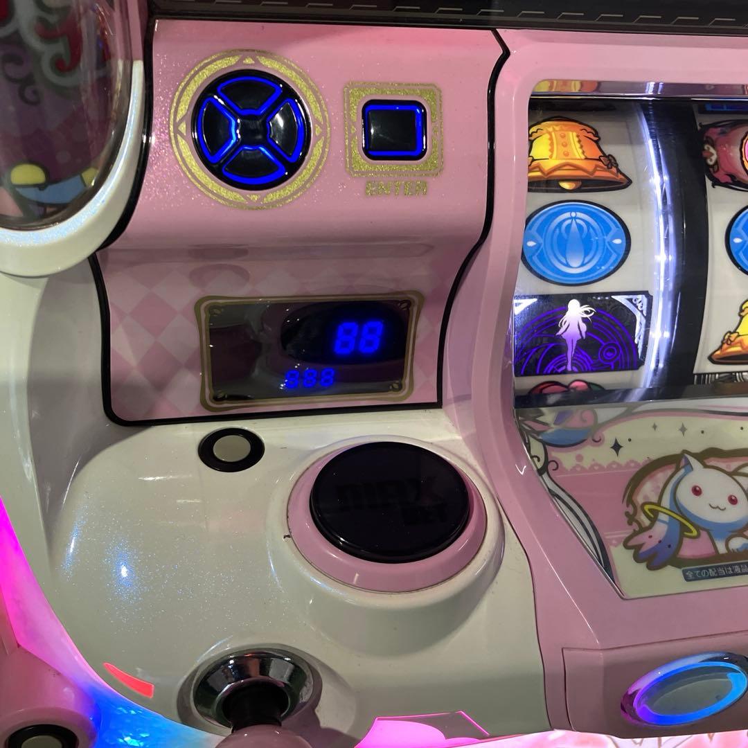 パチスロ機「SLOT魔法少女まどか☆マギカA」〈中古品〉