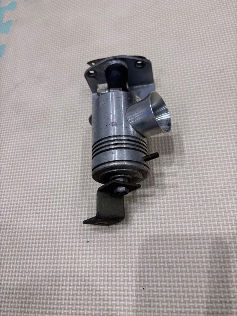 カプチーノ　ブローオフバルブ　EA11R