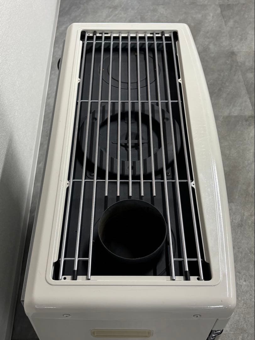 ★サンポット 半密閉式煙突ストーブ KSH-7011RC B 2022年