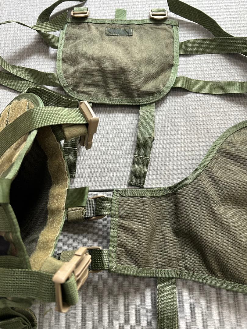 サバゲー ミリタリー A.O.S.E 迷彩 チェストリグ パーツ　未使用品