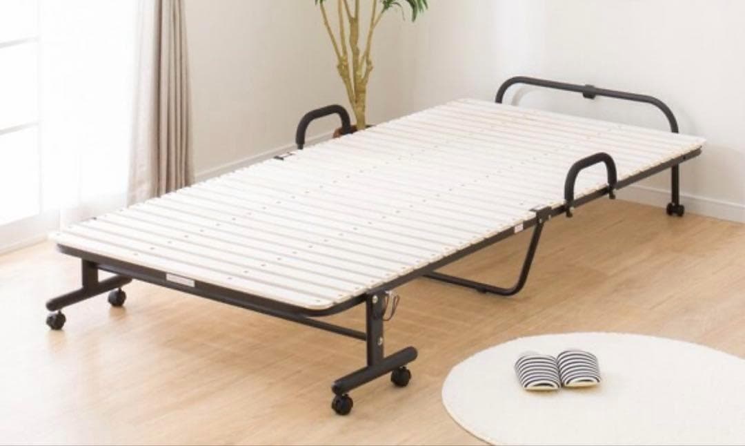 ニトリ 折りたたみすのこベッド ★長女と姪も使用中 3台目 オススメ!!