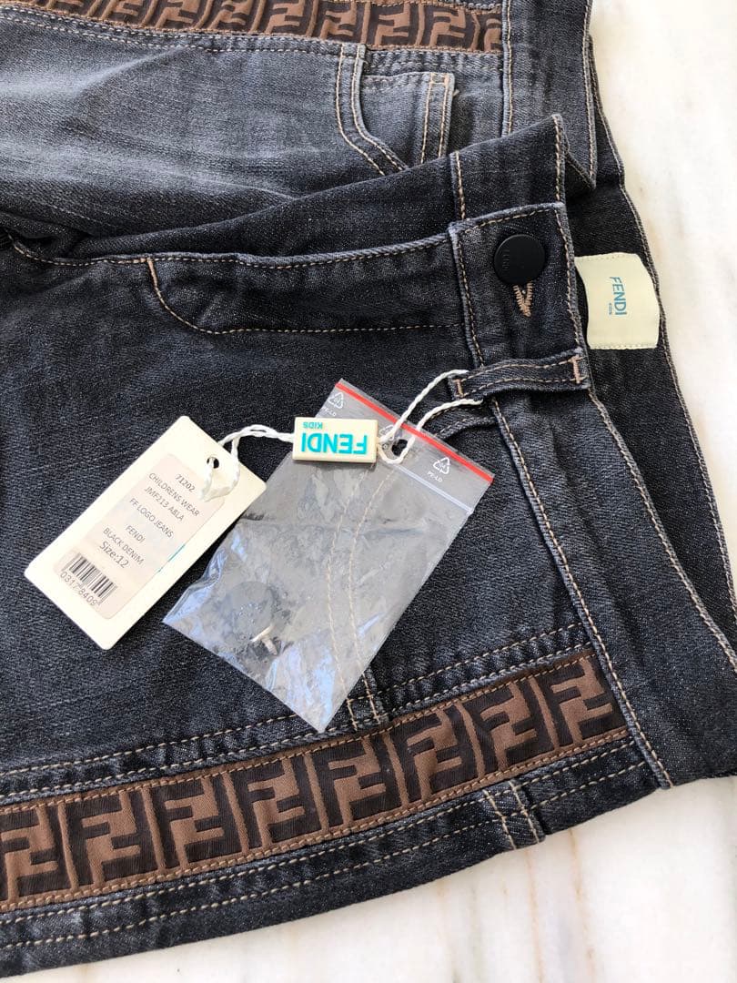 Fendi ロゴテープ付き長ズボン