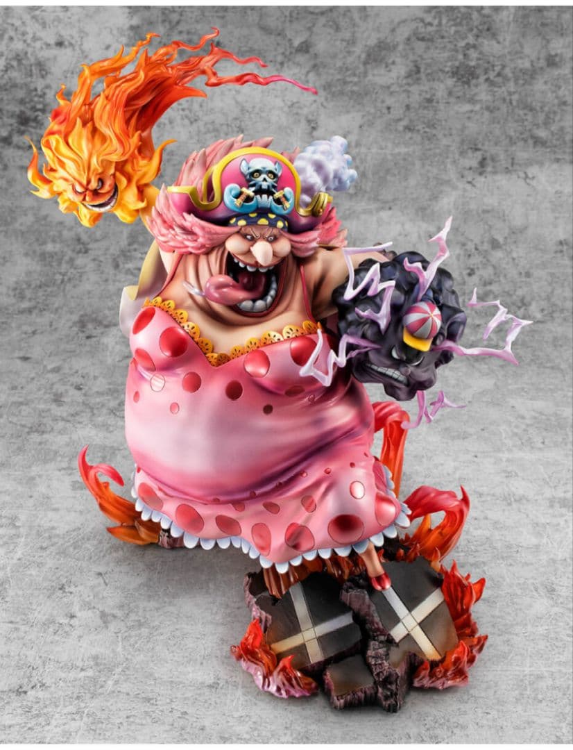 ワンピース フィギュア P.O.P. ヤマト➕ビッグマム 2点まとめ売り‼️