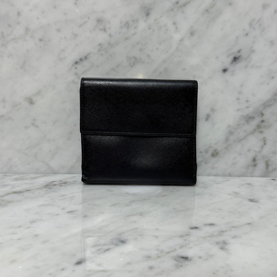 サルヴァトーレフェラガモ 二つ折り財布 ブラック ゴールド ガンチーニ ロック