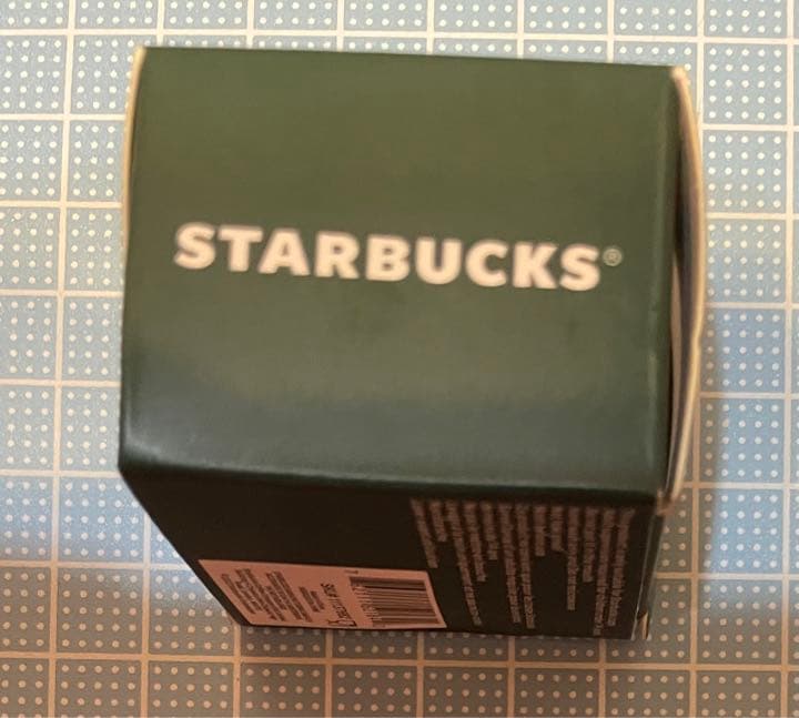 スターバックス　ヨーロッパ，人魚のしっぽトッパー