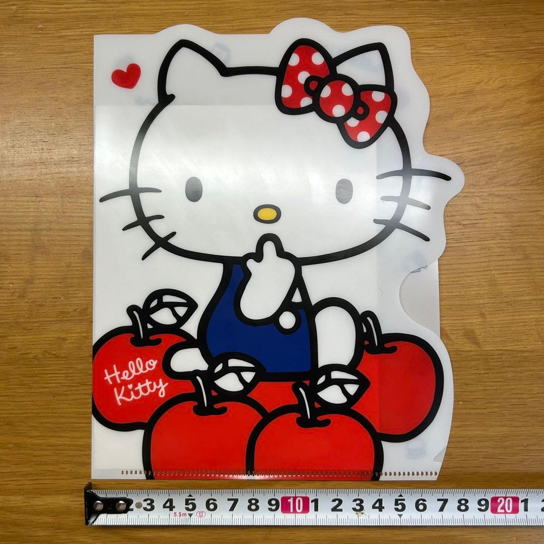 キティちゃん　ダイカットクリアファイル　レアな平成当時品　開封済み未使用