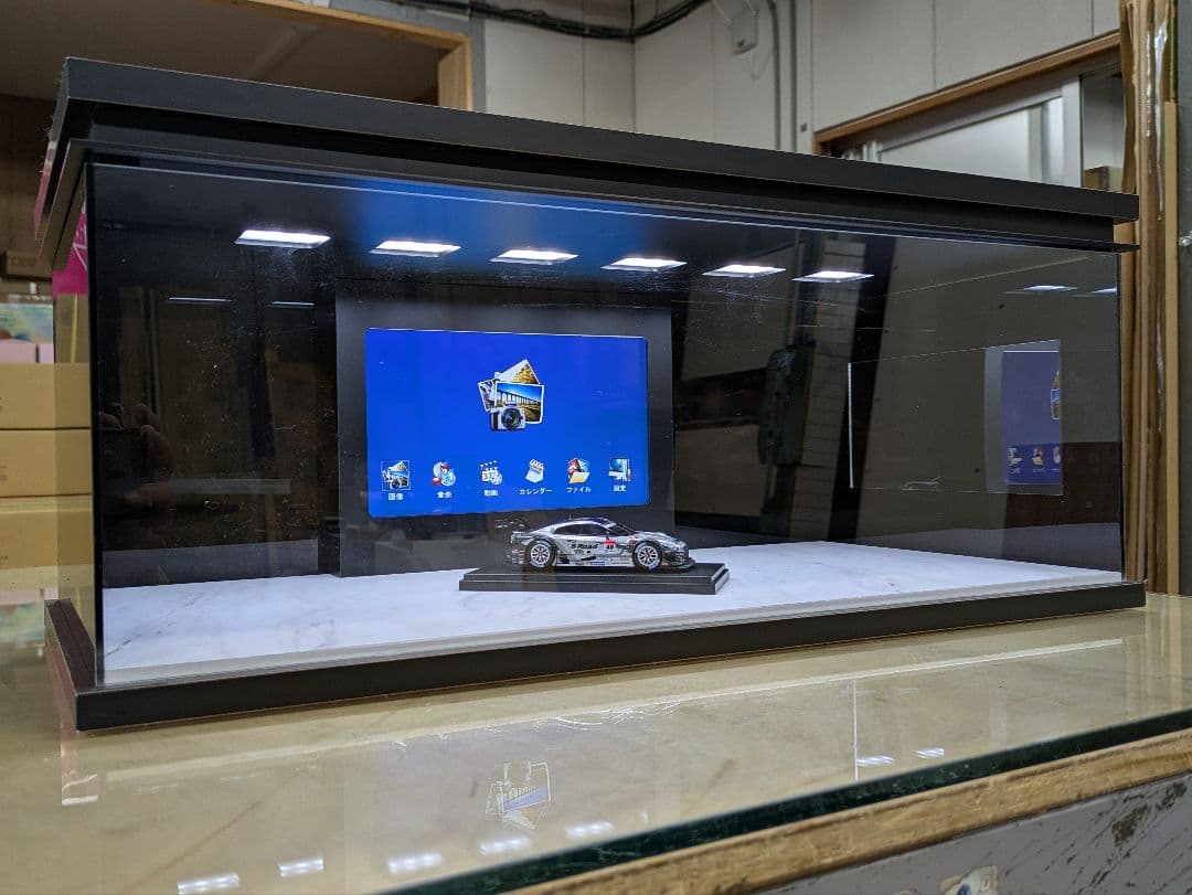 アクリルショーケース　モニター付