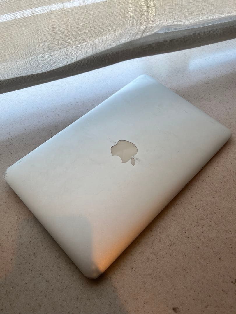 MACBOOK AIR 5.1 マックブックエアー　シルバー