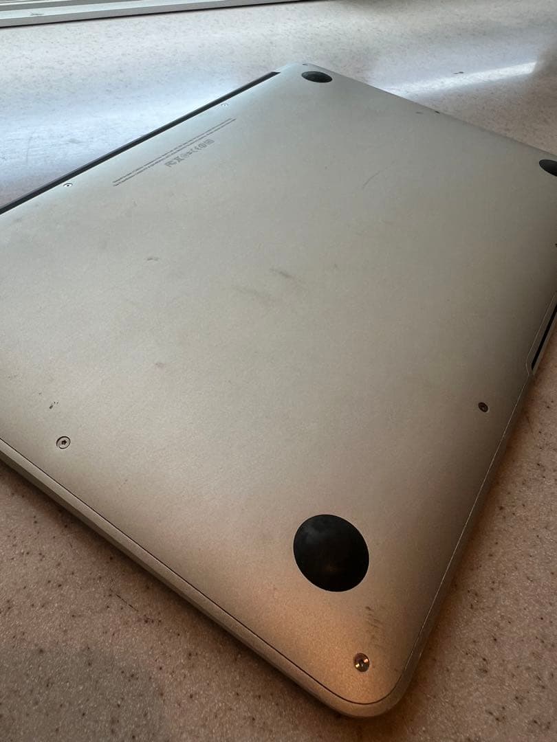 MACBOOK AIR 5.1 マックブックエアー　シルバー