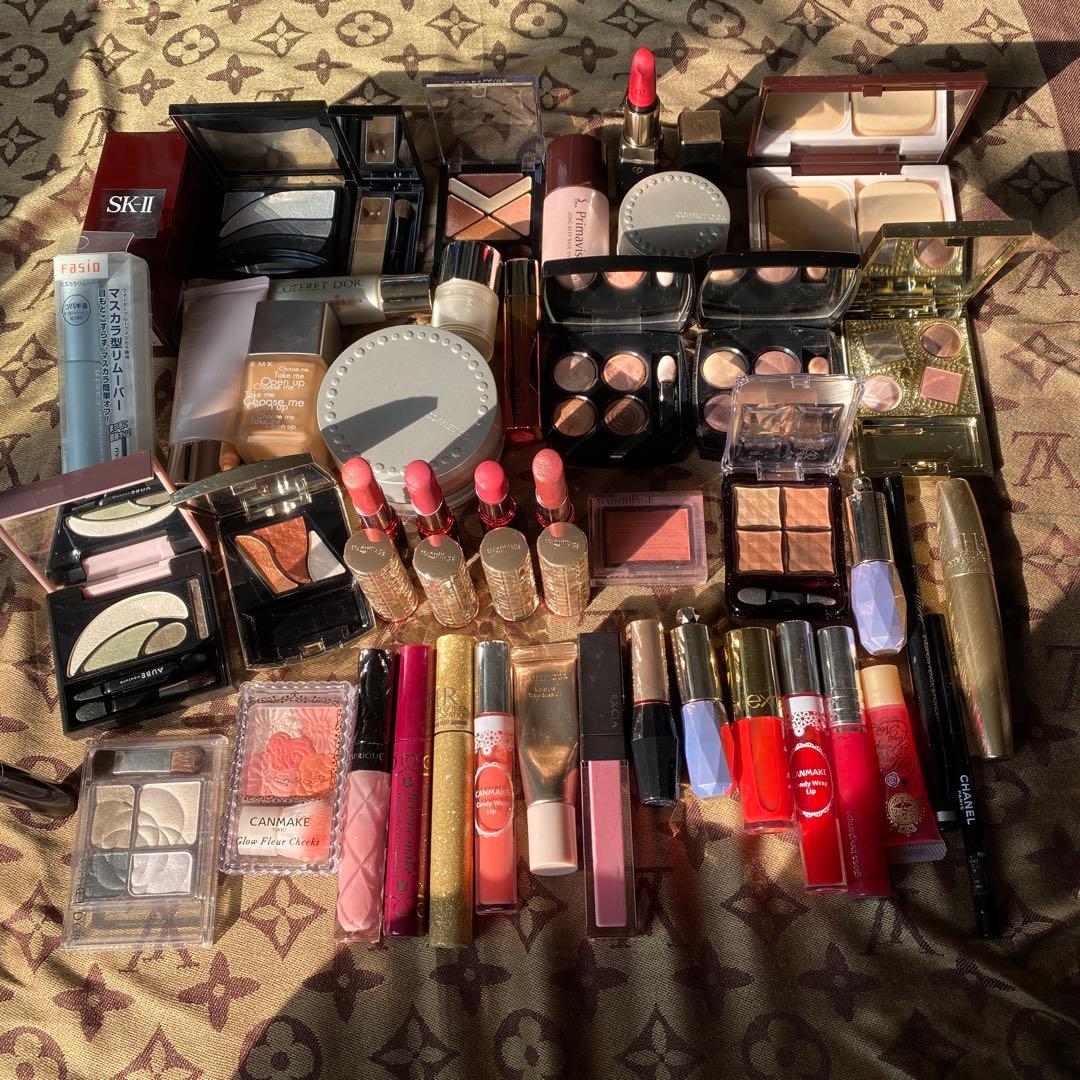 コスメまとめ　43個　デパコス、プチプラ色々