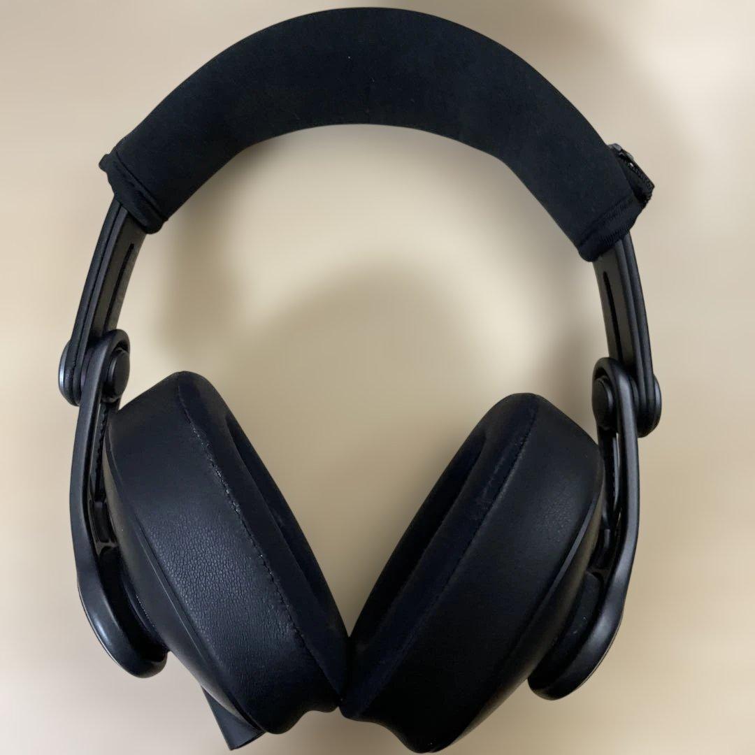 【 純正イヤーパッド未使用 】AKG K371 有線 モニターヘッドホン 密閉型