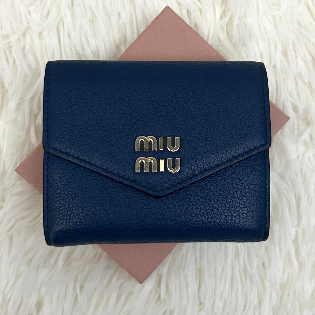 【美品】ICチップ内蔵 MIU MIU ミュウミュウ 三つ折り財布 ブルー系