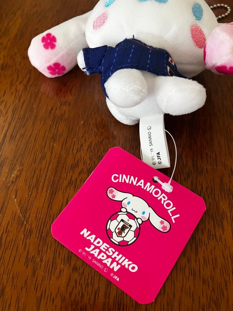 激レア シナモロール×なでしこジャパン 限定 サッカー日本代表 キーホルダー