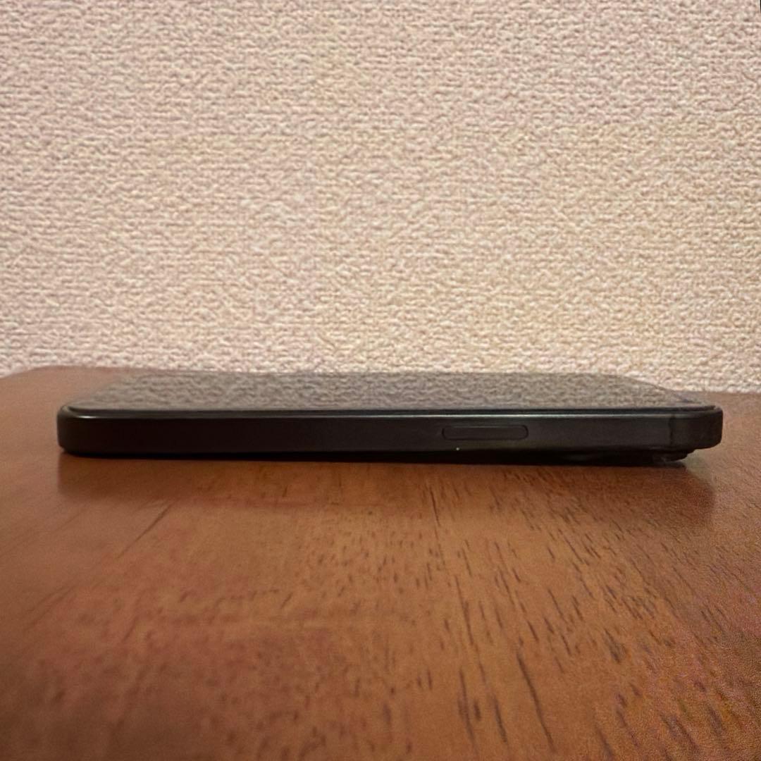 【美品】iPhone15 Pro 128GB ブラックチタニウム 87%