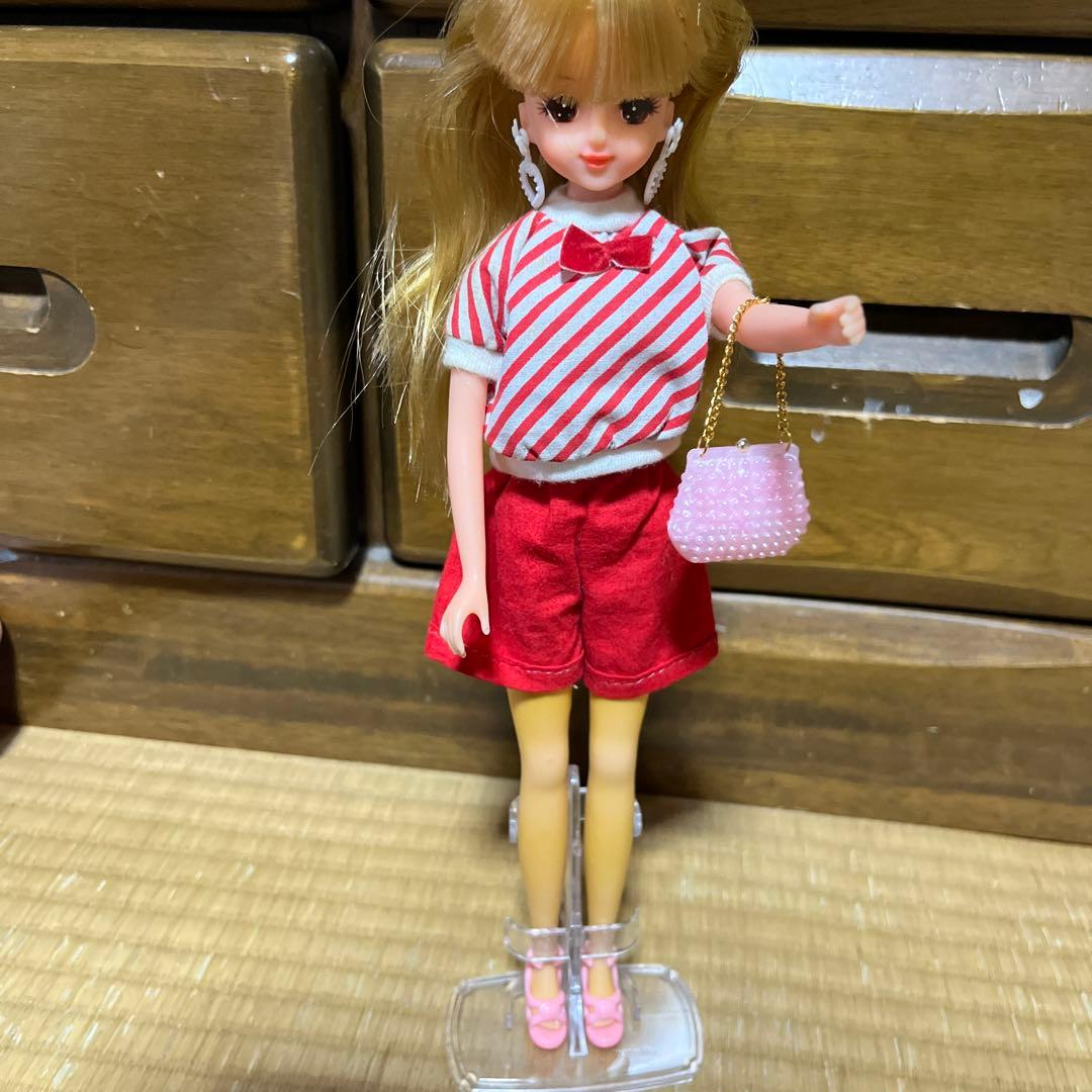 タカラ　ファッションドール　バービー人形