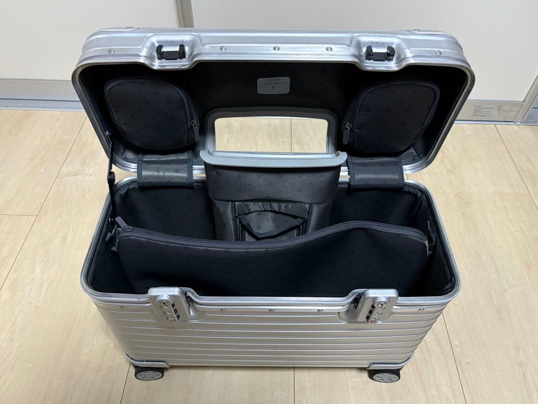 【RIMOWA】ORIGINAL PILOT SILVER 92551004