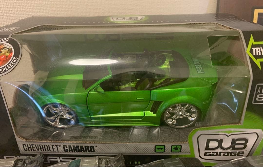 希少レア DUBガレージ 1/24 シボレーカマロ ミニカー