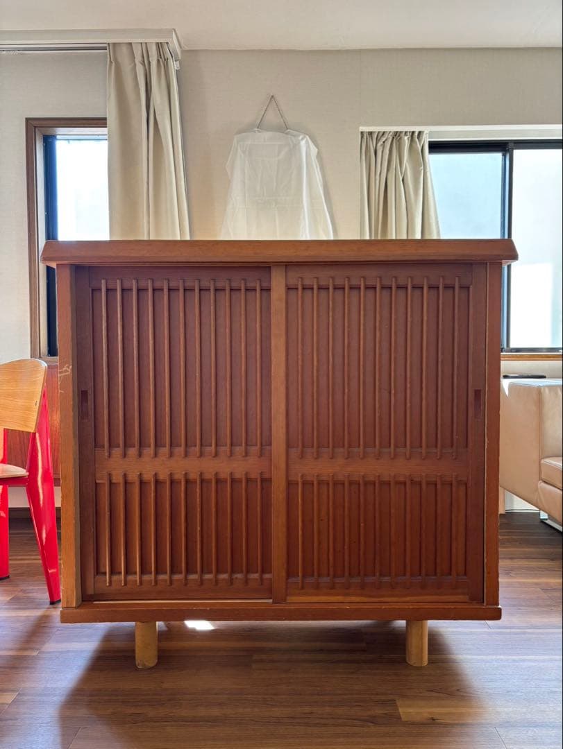 ナチュラルウッドキャビネット