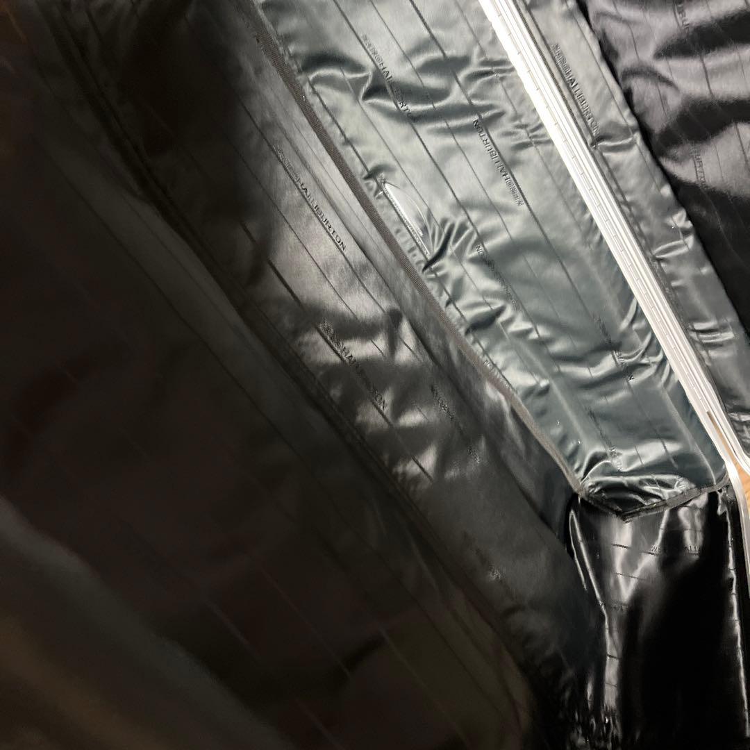 【廃盤品】頑丈です！シンプル構造　ゼロハリバートン　アルミ製キャリーケース