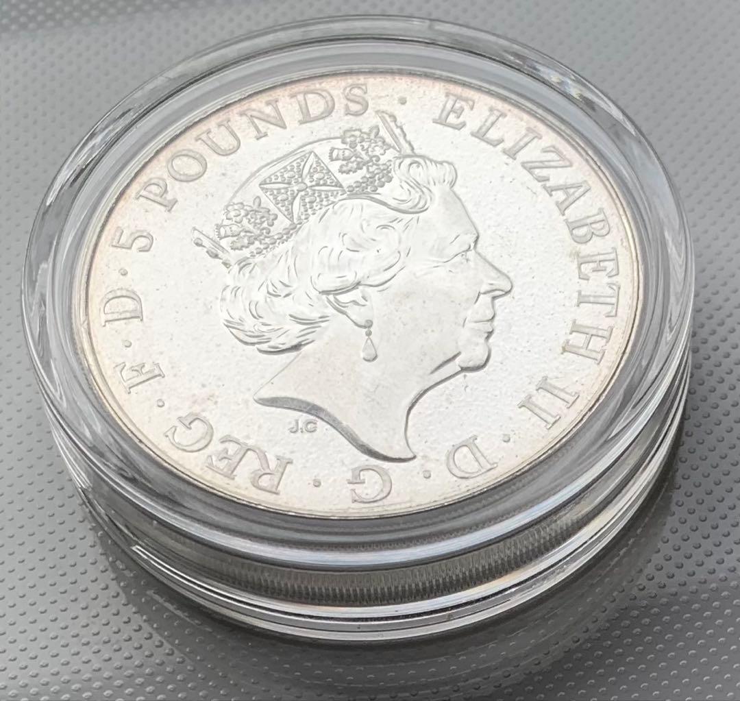 M*m様 2016年 5ポンド 銀貨 ライオン オブ イングランド クィーンズビ