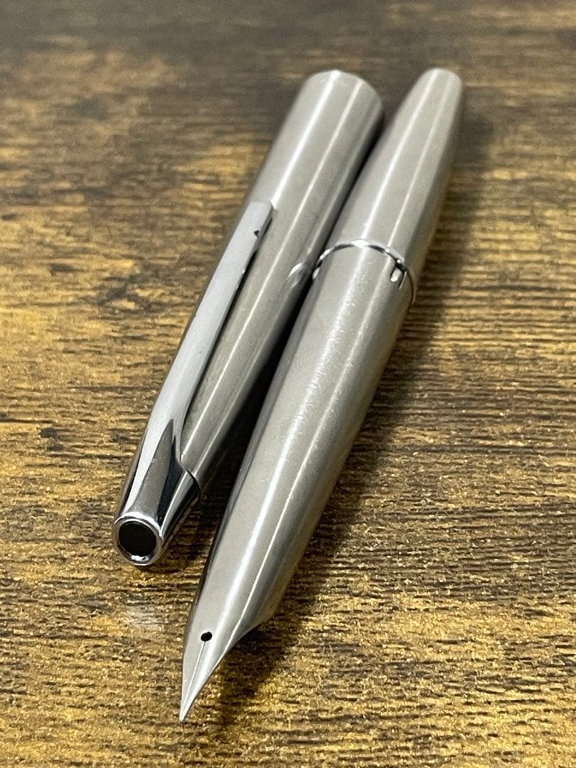 試筆のみ　1975年製　ペン先軸一体型　字幅F　ミュー　万年筆　H1175
