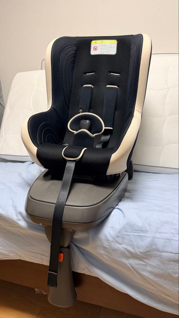 年末値下げ【美品】ISOFIX対応 レクサス 車用チャイルドシート