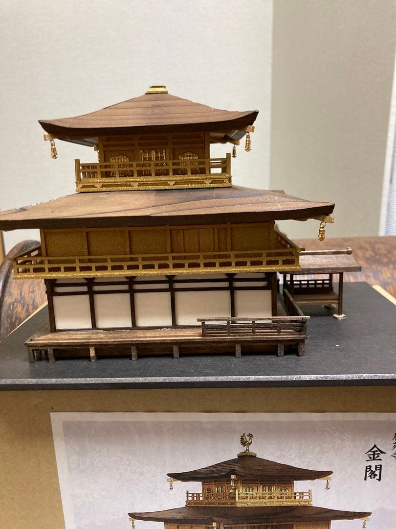 日本の伝統的な建物模型　金閣寺　小林工芸　完成品