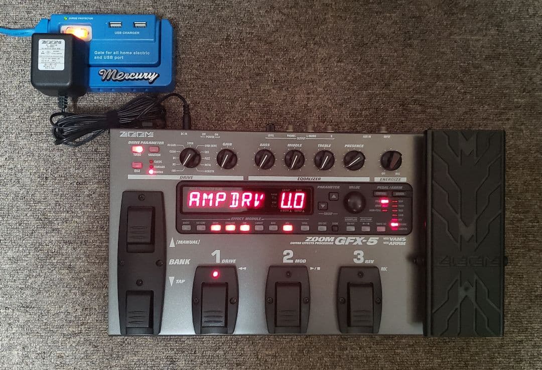 ZOOM マルチエフェクター GFX-5 純正ACアダプター付き 動作確認済み