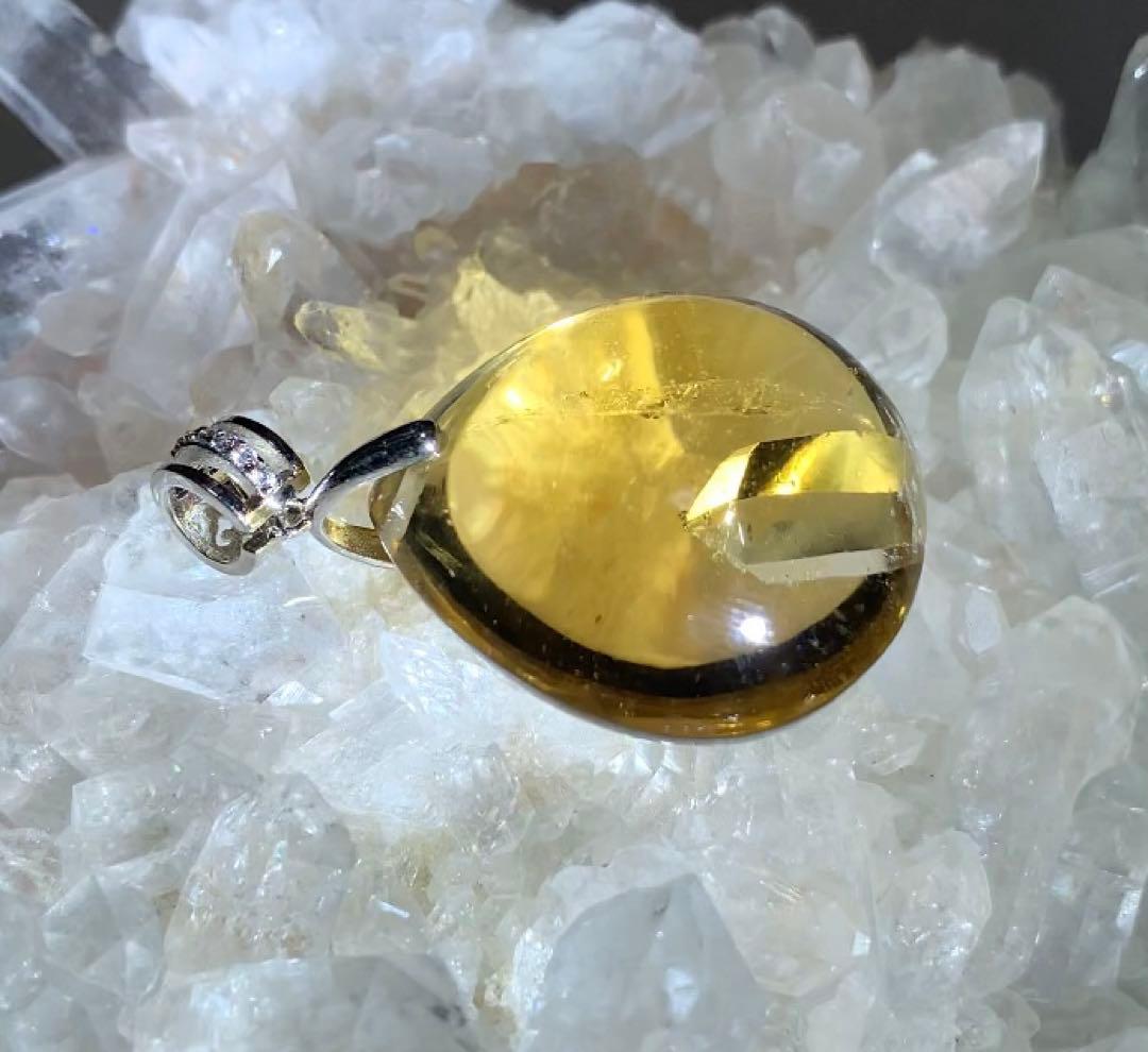 ⭐️祖師谷くん様 ⭐️ 非加熱シトリンクォーツインクォーツシトリン　ペンダントトップ